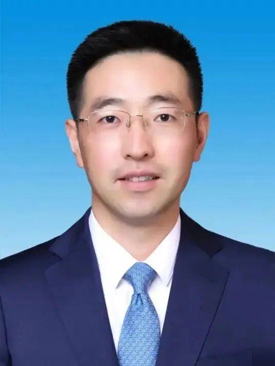 孙道寻当选苏州市吴江区区长<strong></p>
<p>okt实时</strong>，曾任“全国经济最强镇”党委书记