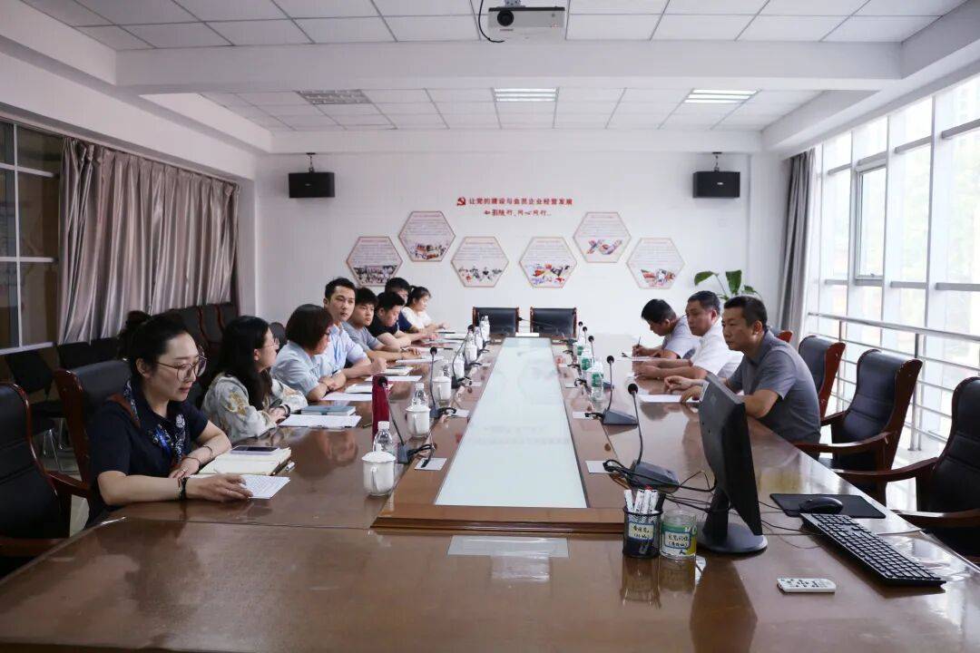 解青年创业难题<strong></p>
<p>shib币价格今日行情</strong>，聚青春发展力量——团市委开展创新思维与青年创业主题交流活动
