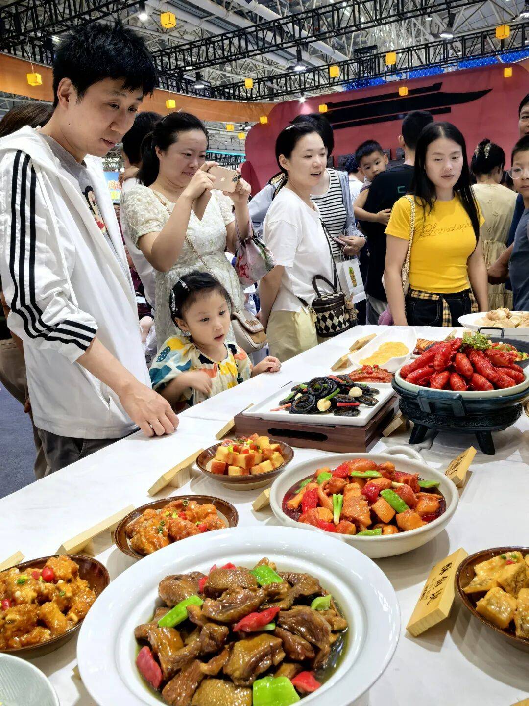 中国文化旅游产业博览会<strong></p>
<p>shib可以涨到一美元</strong>，襄阳多个县市区火爆出圈！