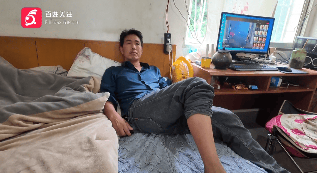 心酸！12岁男孩“独居”贵阳一安置房内<strong></p>
<p>shib价格</strong>，父亲回应：迫于无奈，因为……