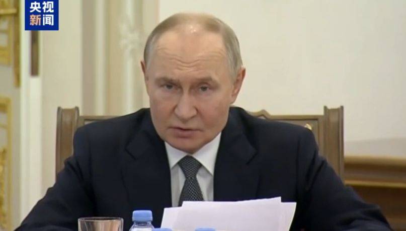 普京:乌军持续后撤<strong></p>
<p>tp钱包官网</strong>,战略主动权在俄军手中!必须确保所有目标无条件实现!格拉西莫夫:俄在所有方向实施进攻