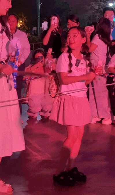 9岁小酒窝<strong></p>
<p>tp钱包最新版本下载</strong>,大大方方成顶流