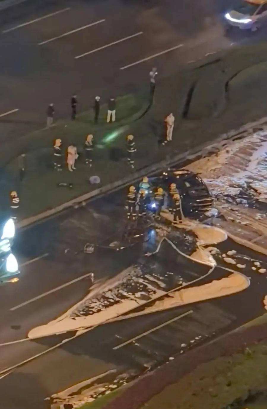 最新!成都SU7碰撞后燃烧司机死亡<strong></p>
<p>tp钱包官方网站</strong>,小米股价暴跌超8%!客服最新回应