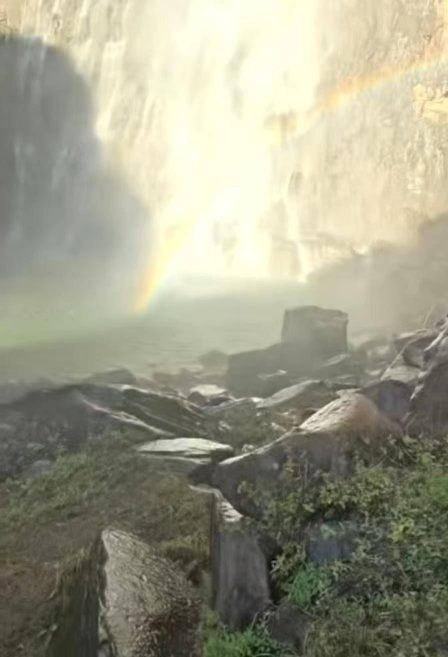 在南太行瀑布拍照时坠崖男大学生确认身亡<strong></p>
<p>tp钱包怎么下载</strong>，救援人员：潜入水潭3米深处找到遗体，已转交给家属