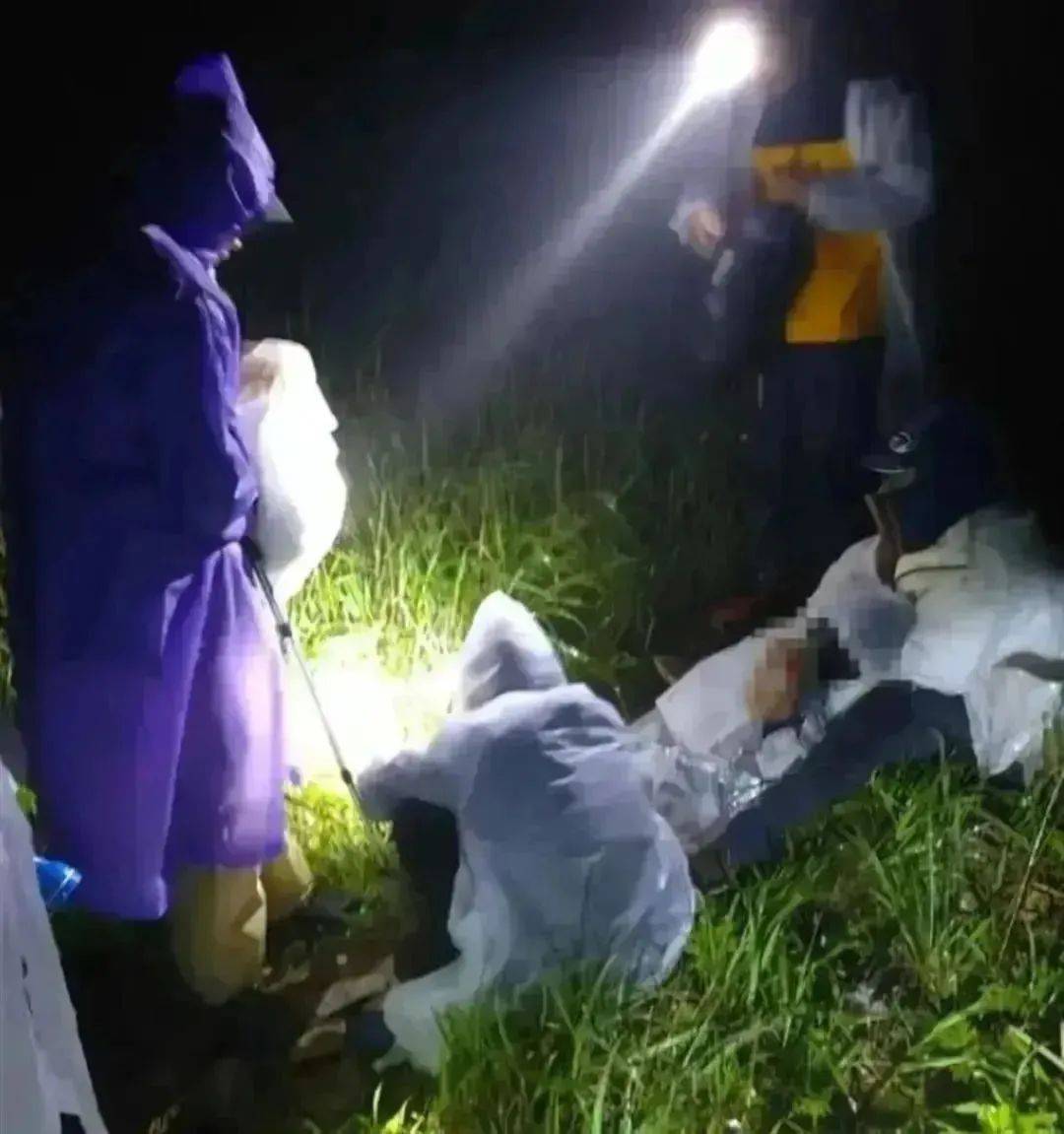 93岁老人进山失联<strong></p>
<p>tp钱包安卓版官方下载</strong>，两天后发现他倒挂在树杈上苦撑……