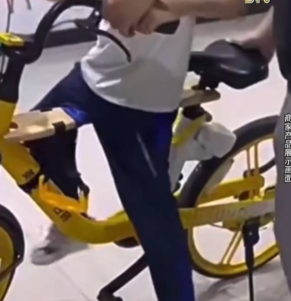 看着都疼<strong></p>
<p>tp钱包在国内合法吗</strong>!上海街头一男子突然求助:10岁女儿被死死卡住!这个行为太危险→