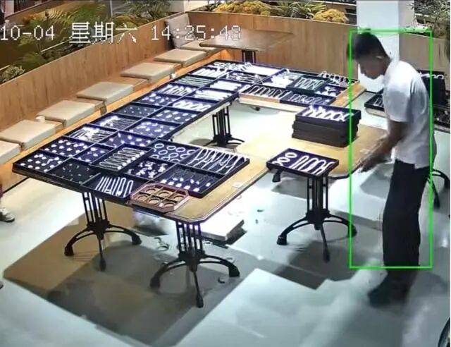 苏州一20岁店员不小心摔碎一盒玉镯损失百万<strong></p>
<p>tp钱包在国内合法吗</strong>,老板未要赔偿安慰小伙别有压力