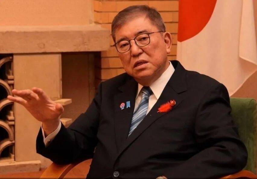 石破茂卸任当天<strong></p>
<p>tp钱包app下载安装</strong>,离开官邸时笑得合不拢嘴;此前吐槽当首相太累,没多少让人开心的事情