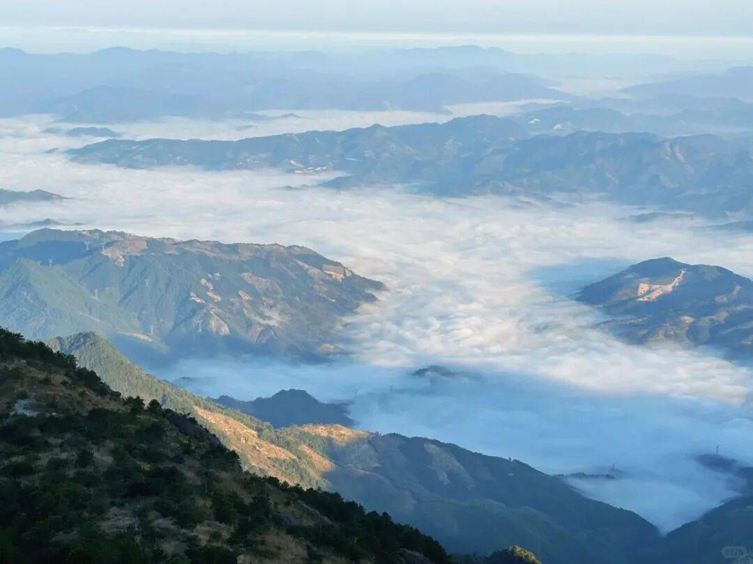 为什么年轻人迷上了爬山？ | 秋高气爽<strong></p>
<p>tp钱包app下载安装</strong>，是时候出发了→