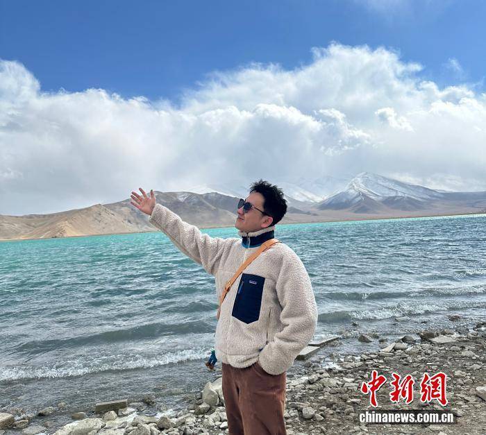 台湾IP涌入《没出息》评论区：<strong></p>
<p>trx</strong>我在台湾我要回家