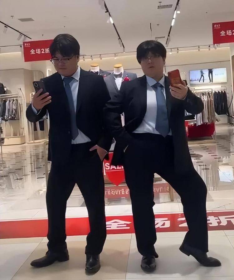 “史上最相似夫妻”被网友建议查下DNA<strong></p>
<p>usdt交易平台</strong>,当事人:刚认识时不像,后来越长越像