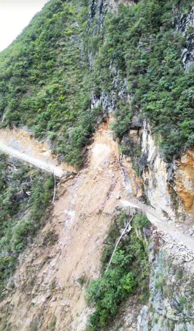 重庆网红“挂壁公路”垮塌<strong></p>
<p>usdt汇率</strong>,附近村民外出绕行已半月盼修复,当地:已完成排危,正在修