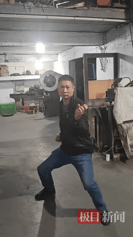 “传家锅”工厂账号粉丝已超260万<strong></p>
<p>usdt钱包下载</strong>,对话锅厂负责人傅家兄弟:30年老锅依然能用,证明当年造锅选择是对的