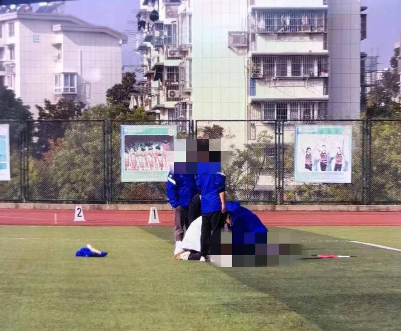 南京一学生在运动会上跑200米时倒地去世<strong></p>
<p>usdt价格usdt什么意思</strong>，官方：深感痛心，已与亲属沟通妥善处理