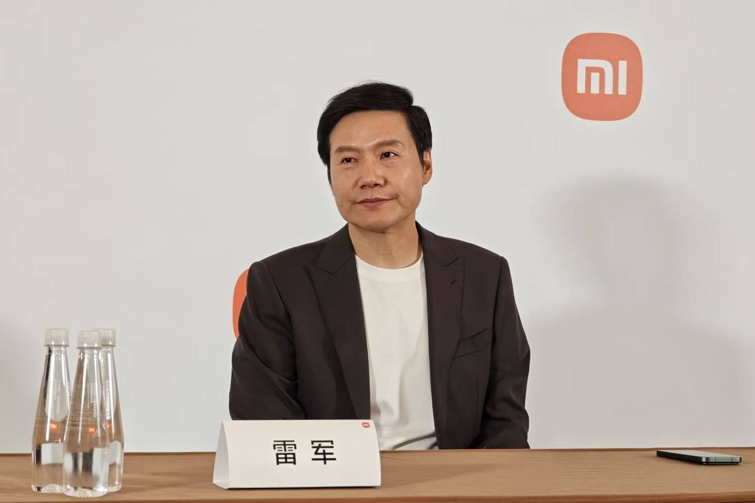 雷军宣布1亿港元增持后<strong></p>
<p>usdt交易</strong>，小米港股美股迎来上涨