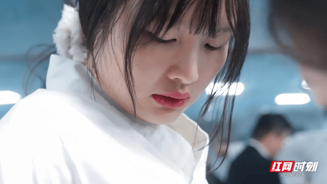 汶川地震被救起的女孩<strong></p>
<p>usdt行情</strong>,17年后和救她的军人结婚了