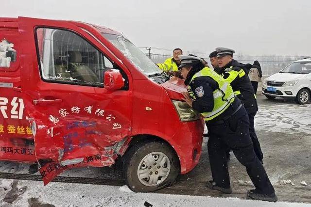 外交部发言人毛宁点赞山东德州交警<strong></p>
<p>比特儿下载</strong>!