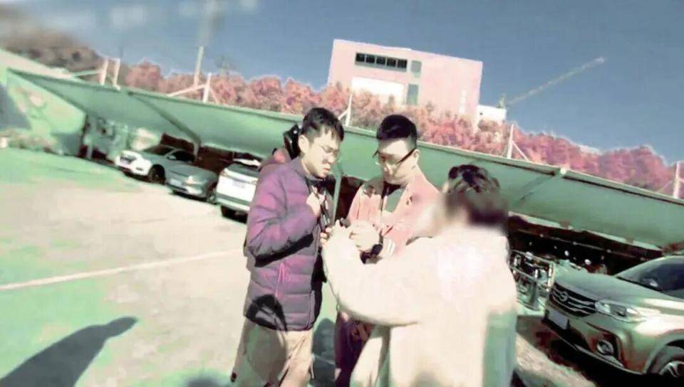 妈妈取30万“彩礼”给儿子订婚<strong></p>
<p>比特儿app</strong>,儿子一脸迷茫:我不知道我要结婚了