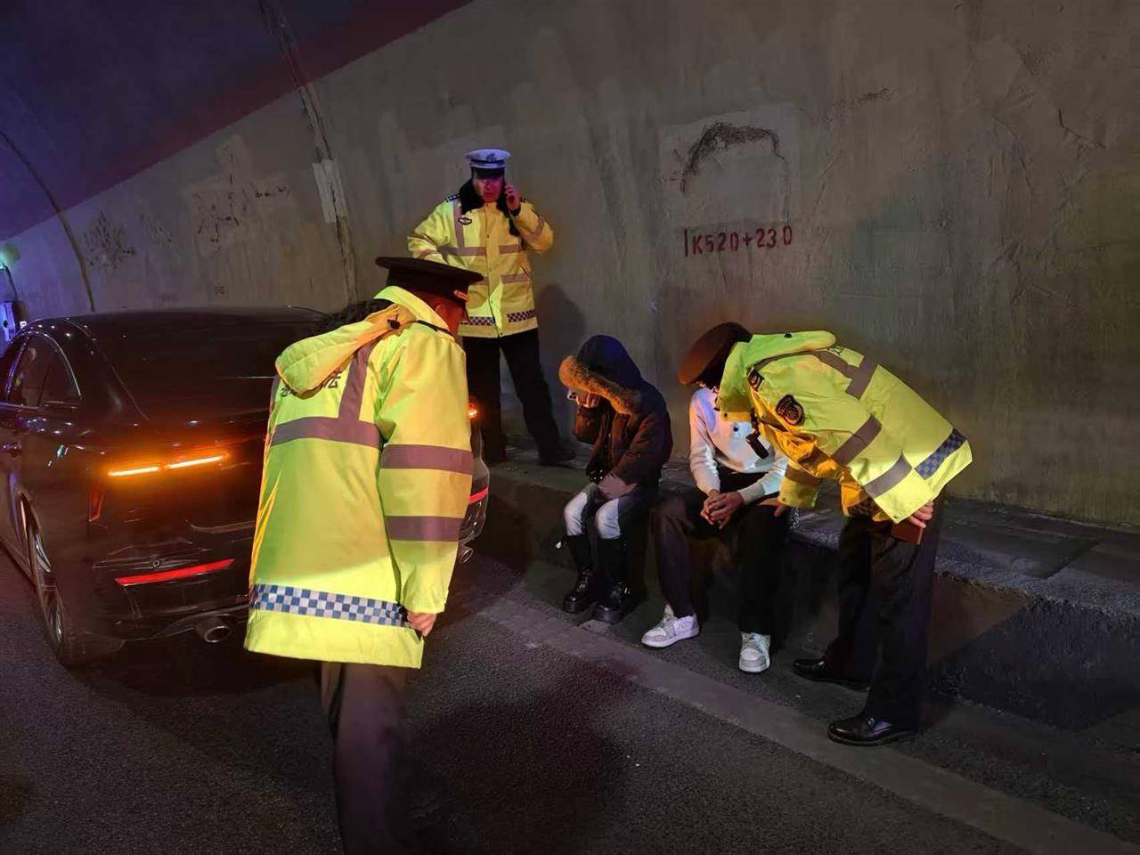 兰海高速一小车定速巡航故障刹车失灵<strong></p>
<p>比特儿交易平台</strong>，时速115狂奔490公里直至燃油耗尽，交警开道、路政压阵成功化险